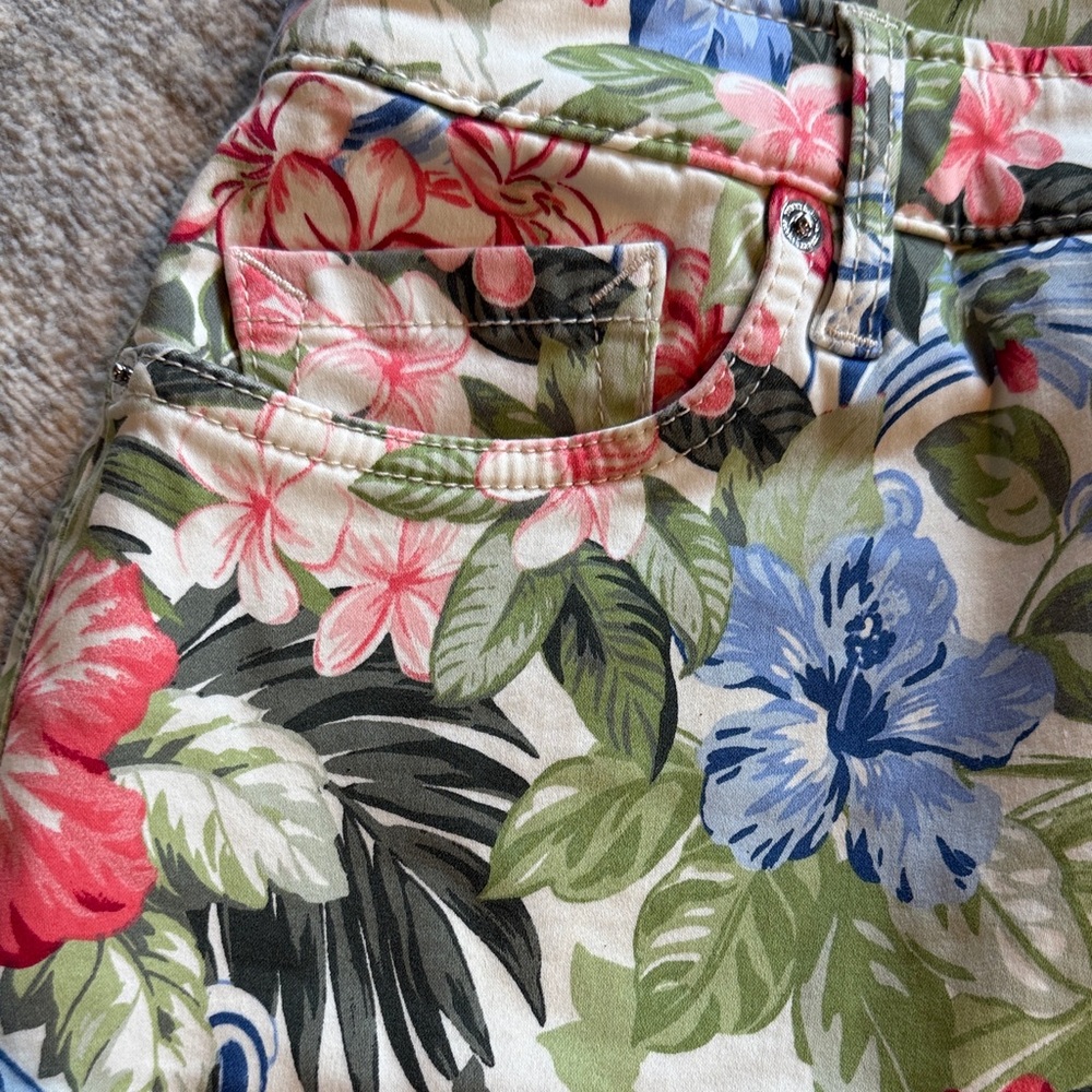 Tommy Bahama Tropical Floral Mini Skirt - Boracay beach SW920700 - Picture 4 of 10